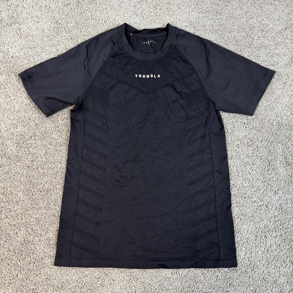 YOUNGLA Shirt Mens L Black Athletic Crew Neck Gym Workout Fitted Jersey Tagless